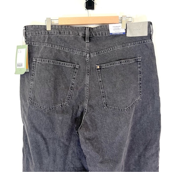 H&M NWT Loose Mom Jeans, Black Wash, Grey Relaxed Fit Straight Jeans - Picture 4 of 12